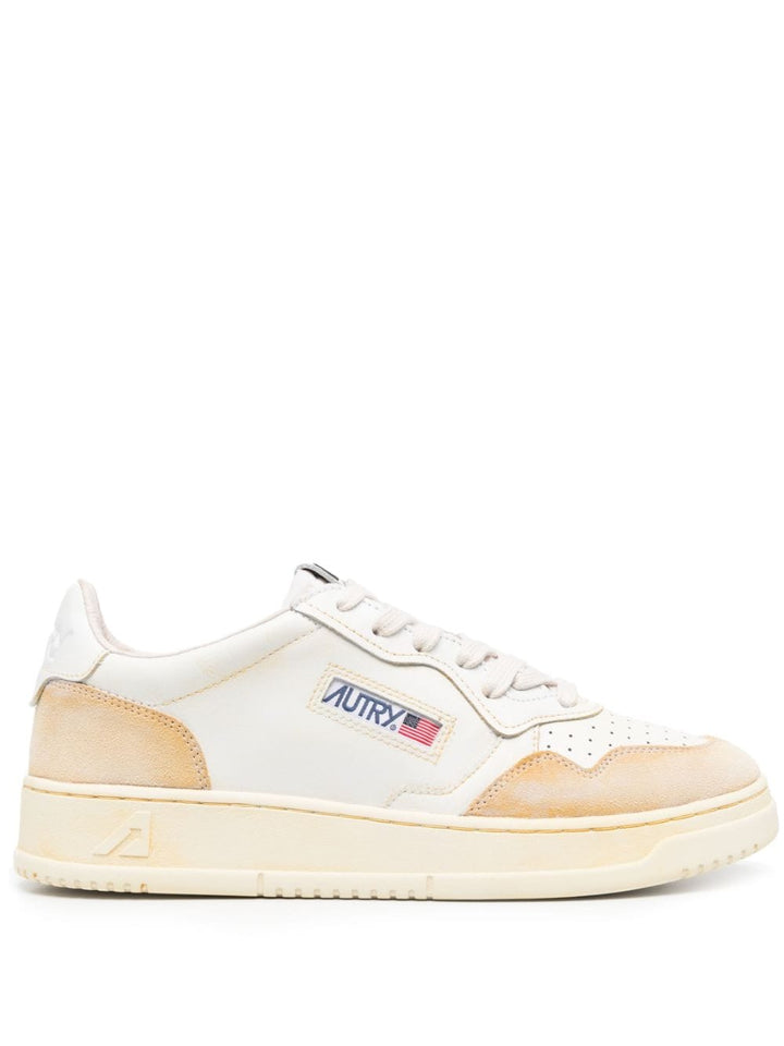 sneaker supervintage bianca e beige