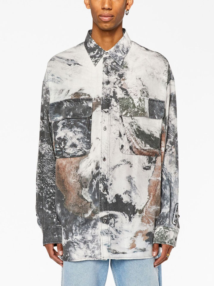 gray camouflage shirt