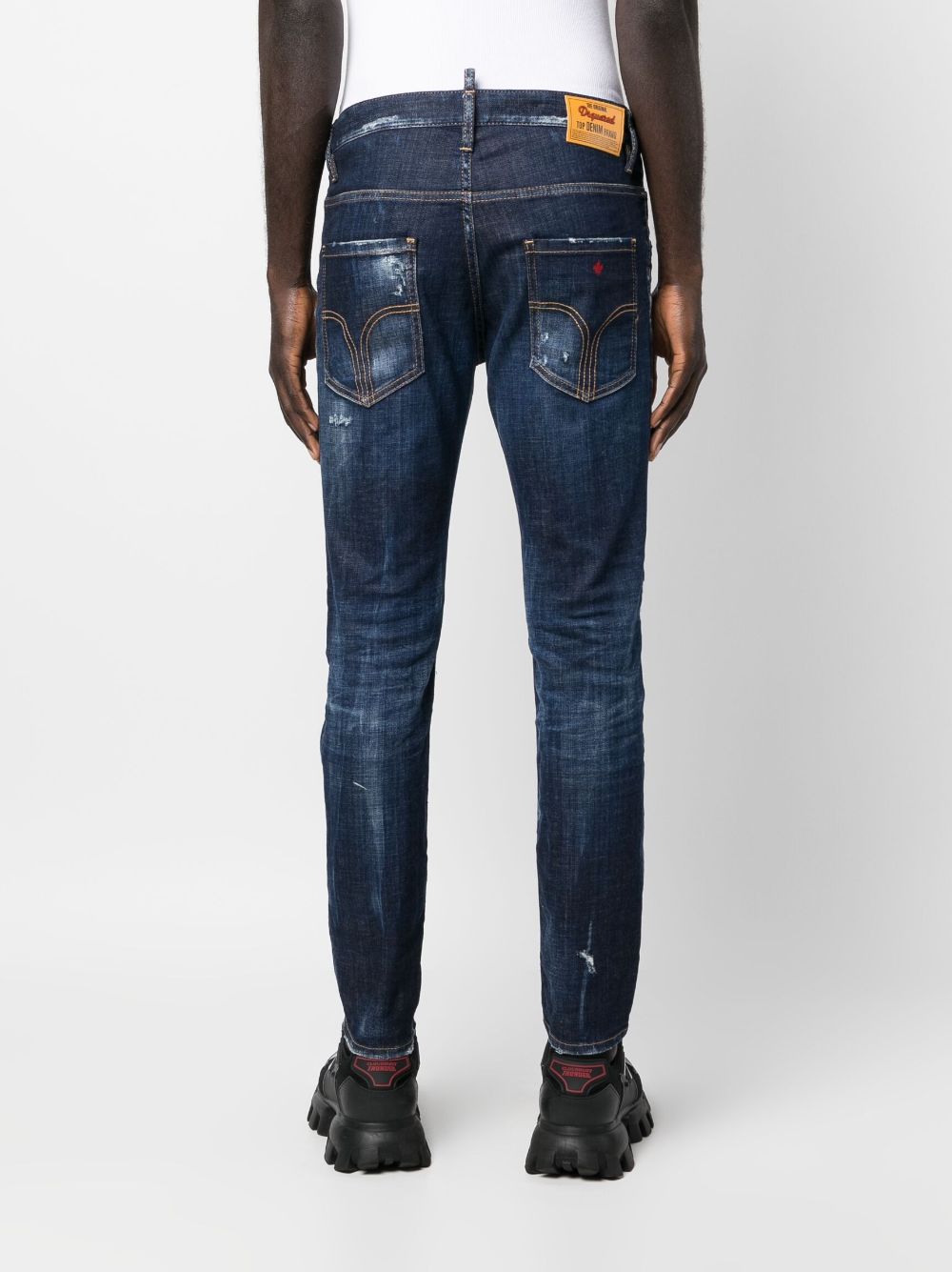 dark blue skater jeans