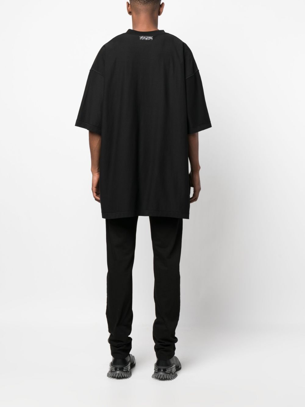 Vetements UE54TR120BBLACK