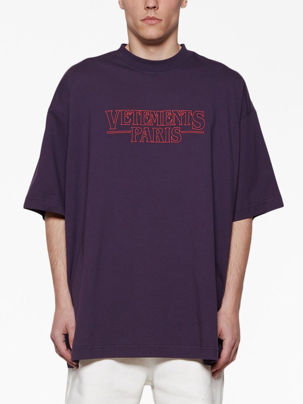 Vetements UE54TR330UPURPLE