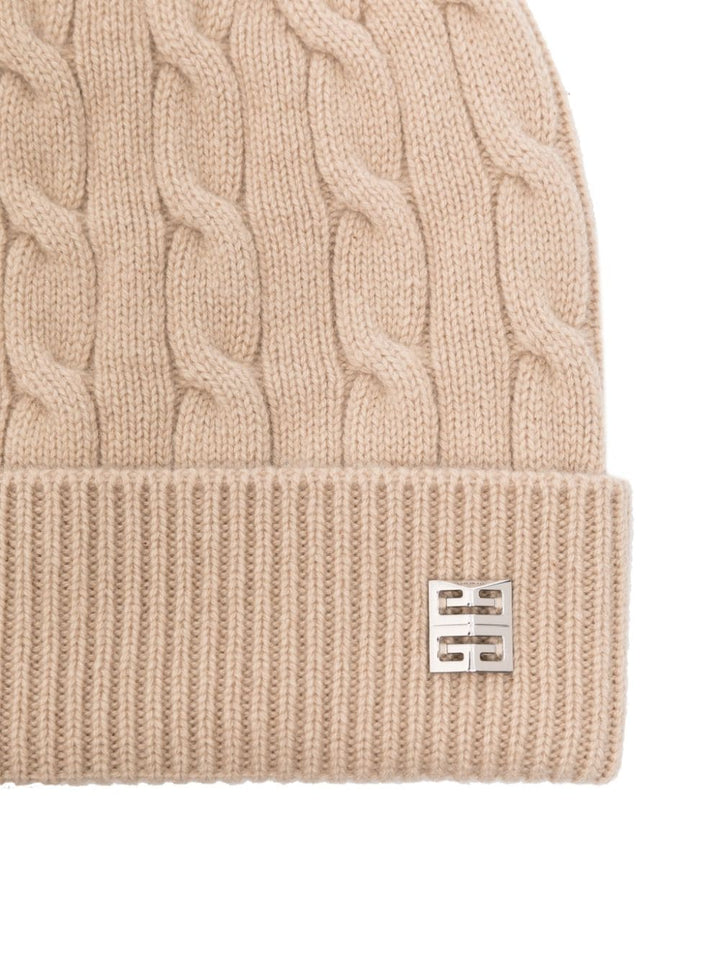 Beanie beige a trecce