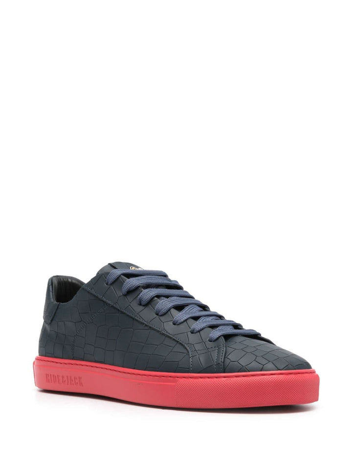 Sneakers Essence nera