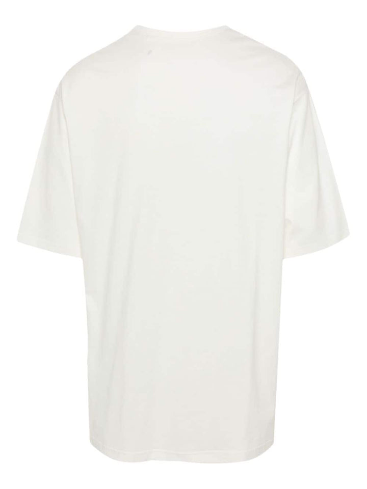 t-shirt blanc à coupe carrée
