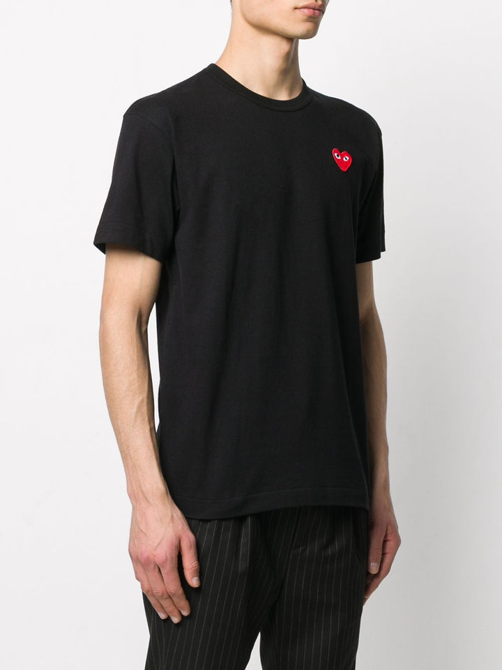T-shirt nera red heart
