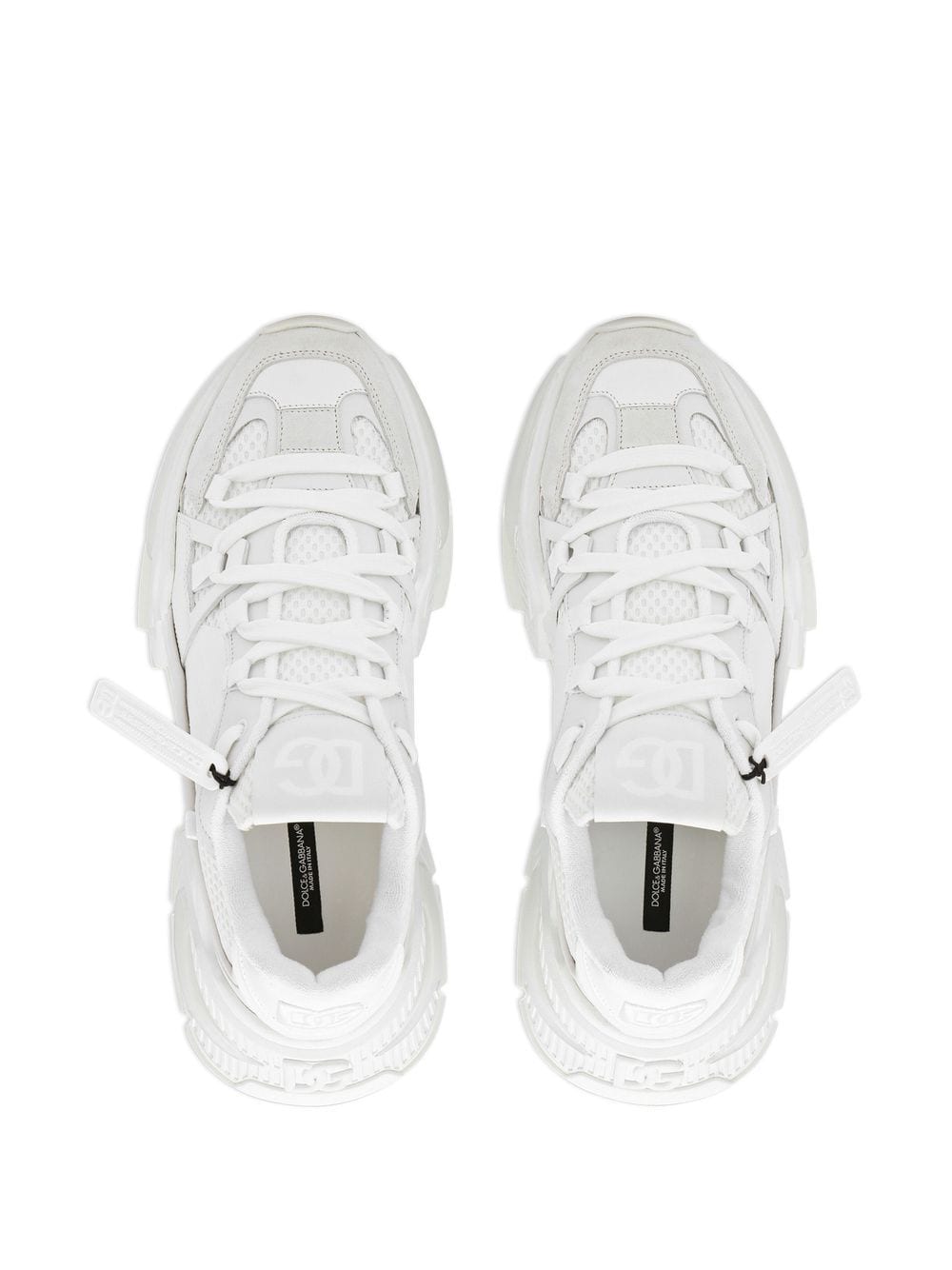 white airmaster sneaker