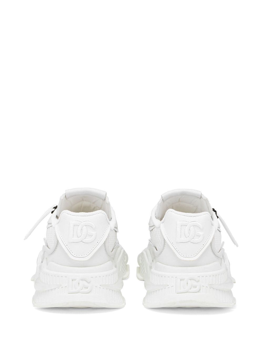 white airmaster sneaker