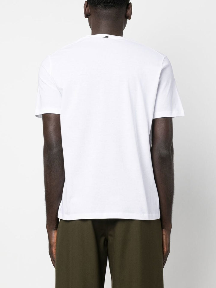 Basic white t-shirt