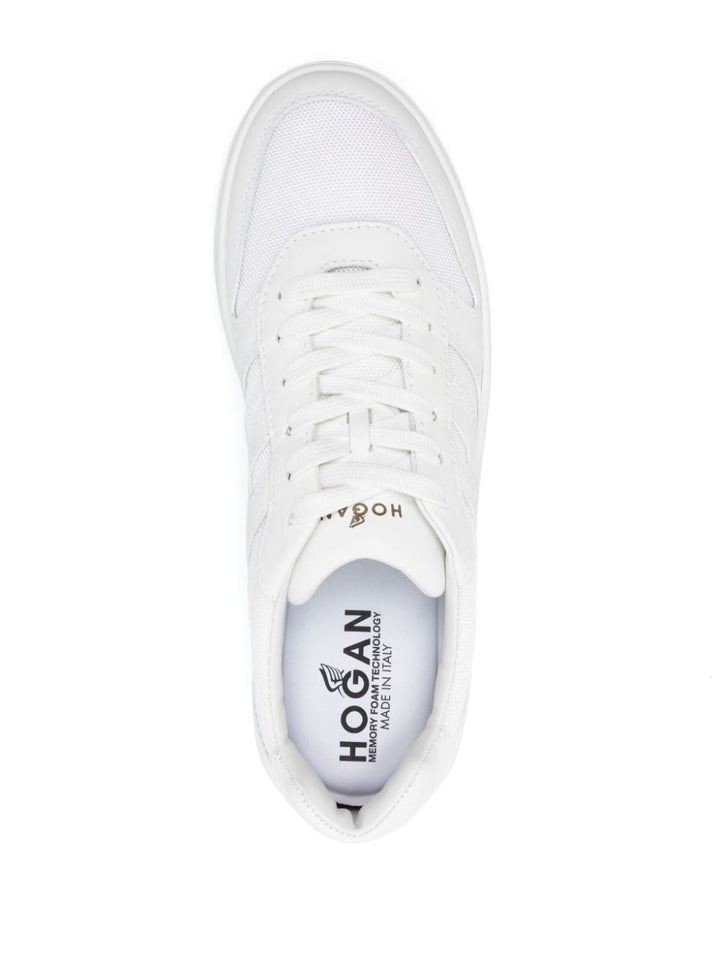 Total white H630 sneaker