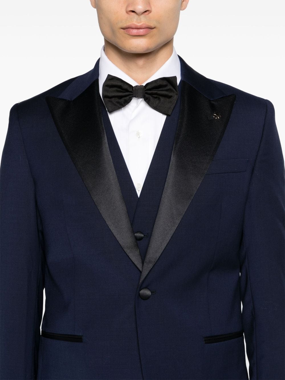 Dark blue single-breasted tuxedo with waistcoat