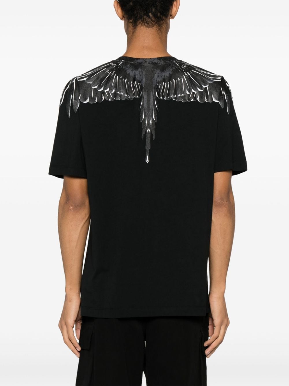 Black t-shirt with black wings icon print