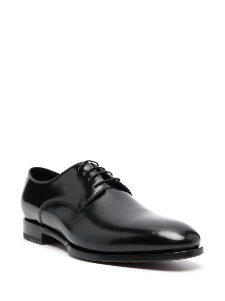 Black oxford lace-up shoe