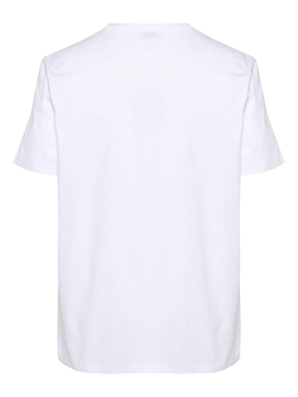 White t-shirt with embroidered logo