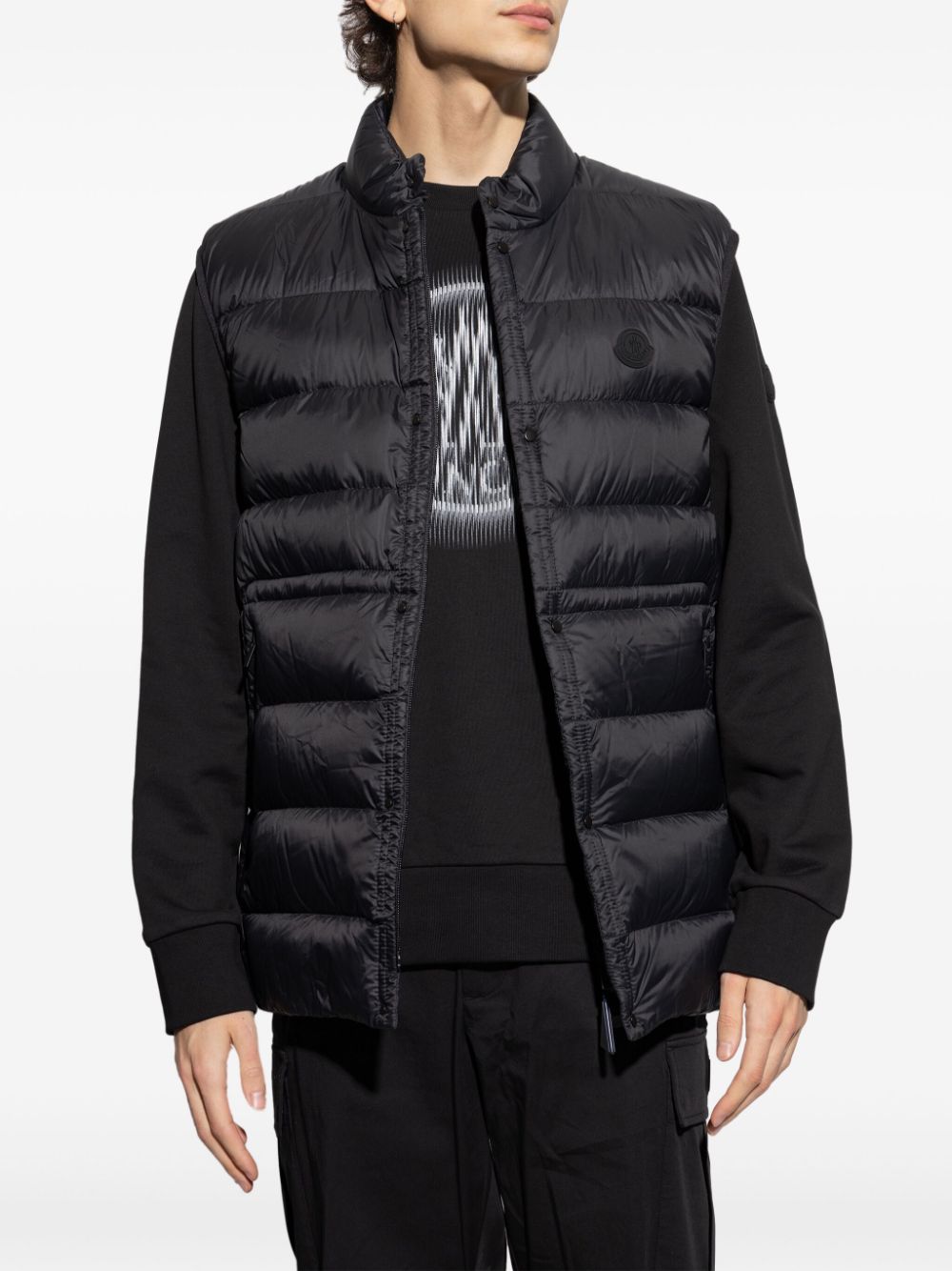 Moncler K10911A00001598AL999