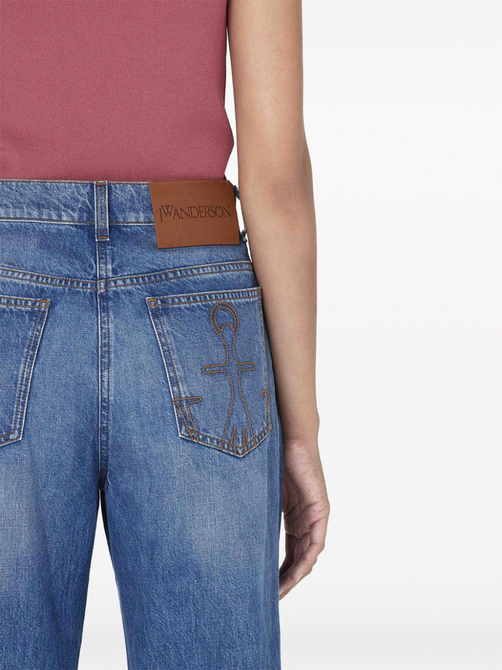 Jeans dritti con dettaglio cut-out
