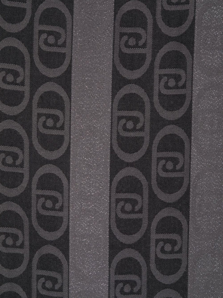 Scarf with jacquard logo