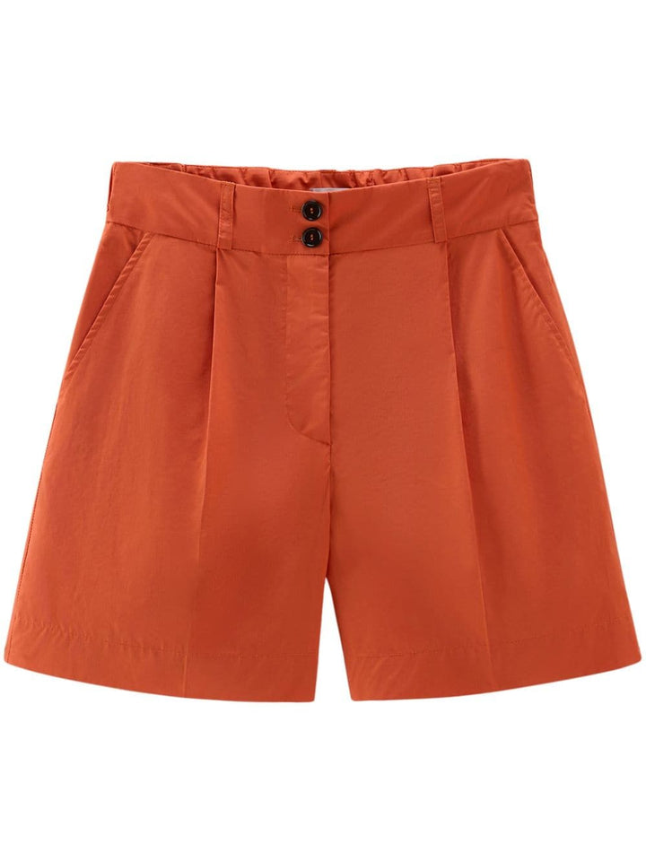 High-waisted shorts with pleats