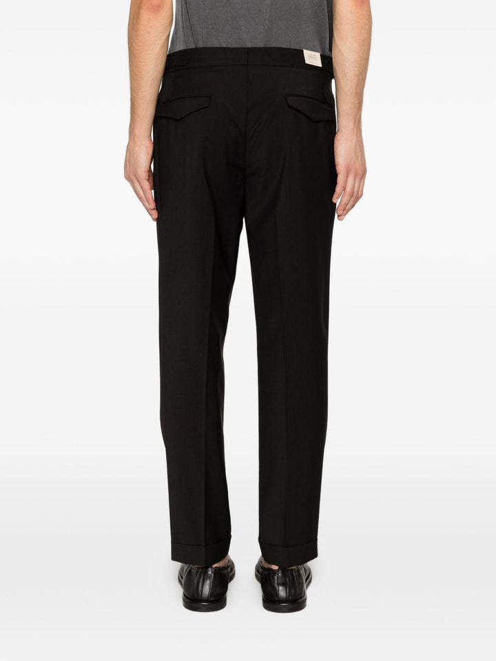 Pantaloni sartoriali neri con pieghe 