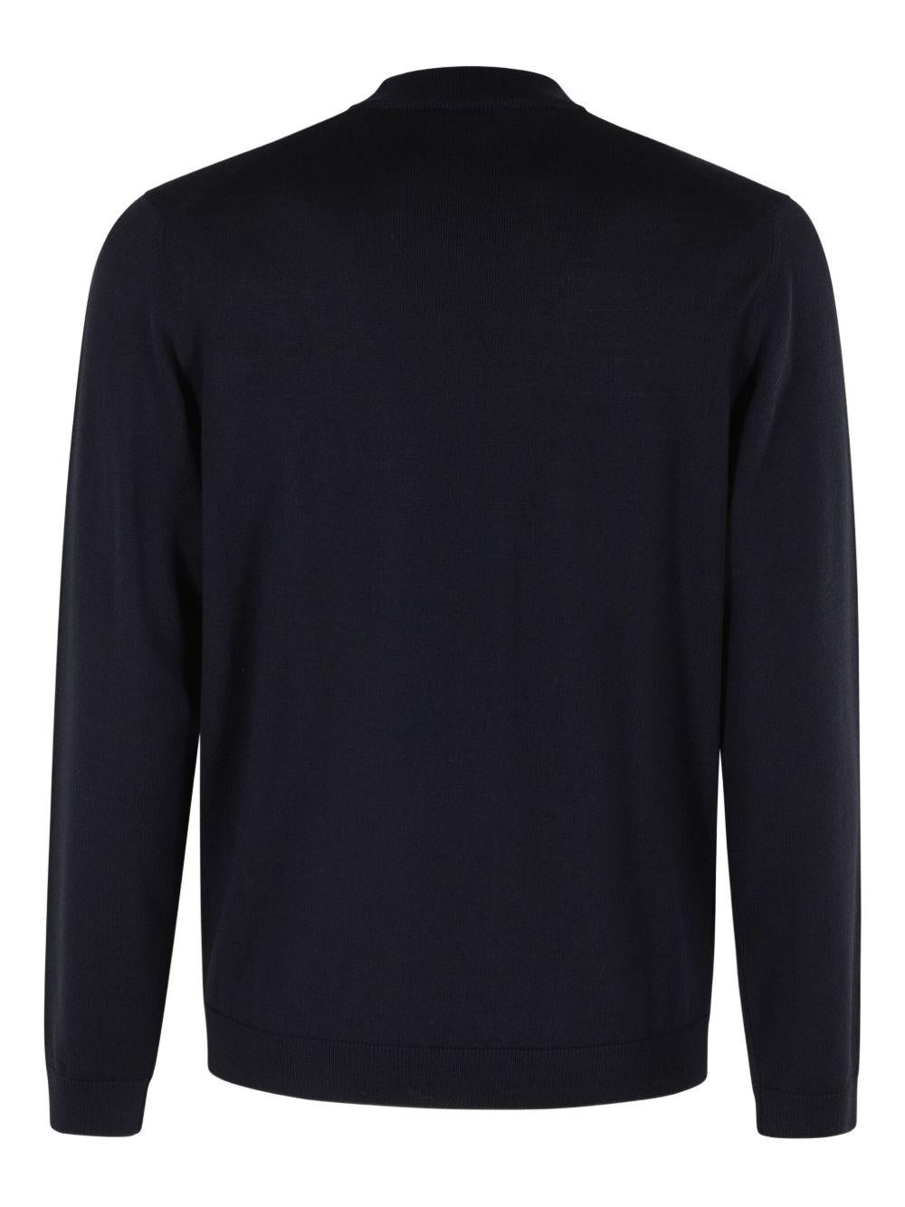 Maglione blu navy a collo alto 