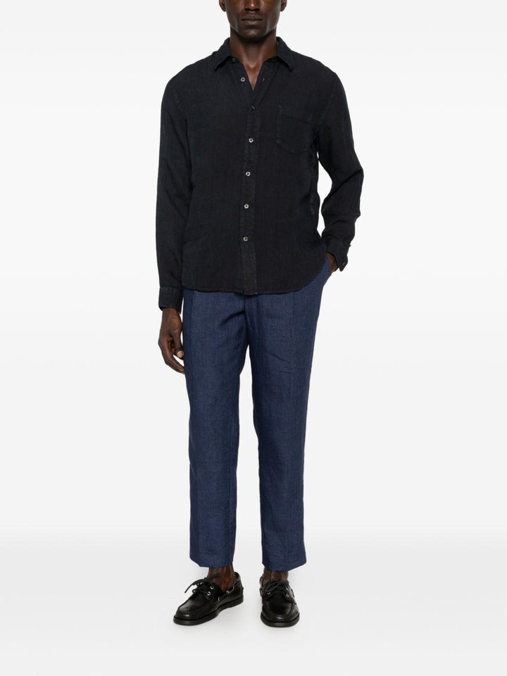 Camicia blu marine con taschino e cuciture a contrasto 