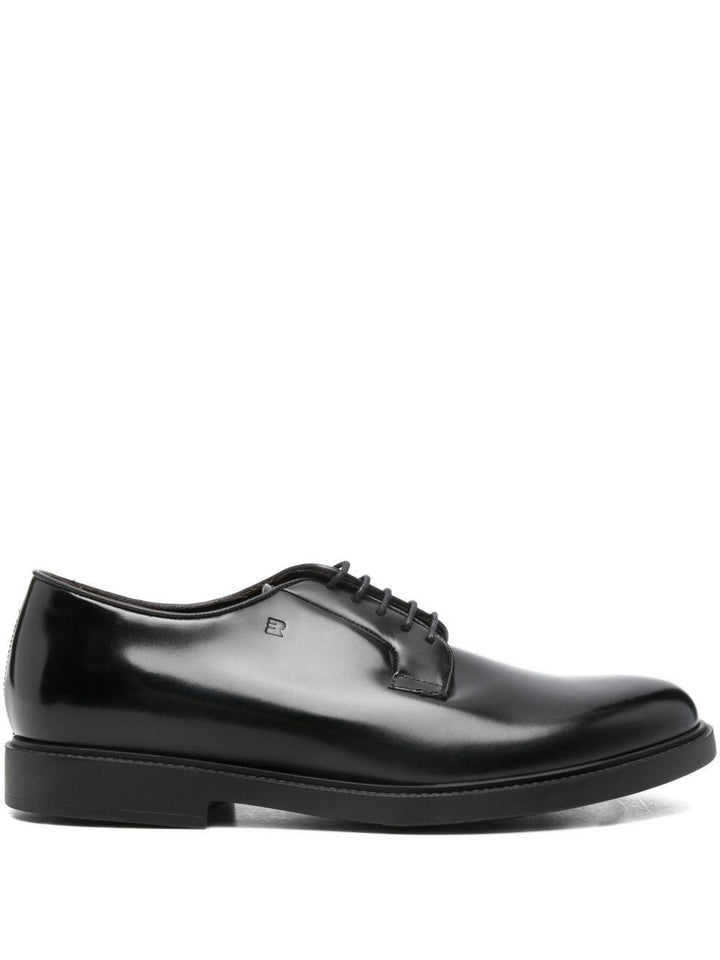 Derby stringate nere 