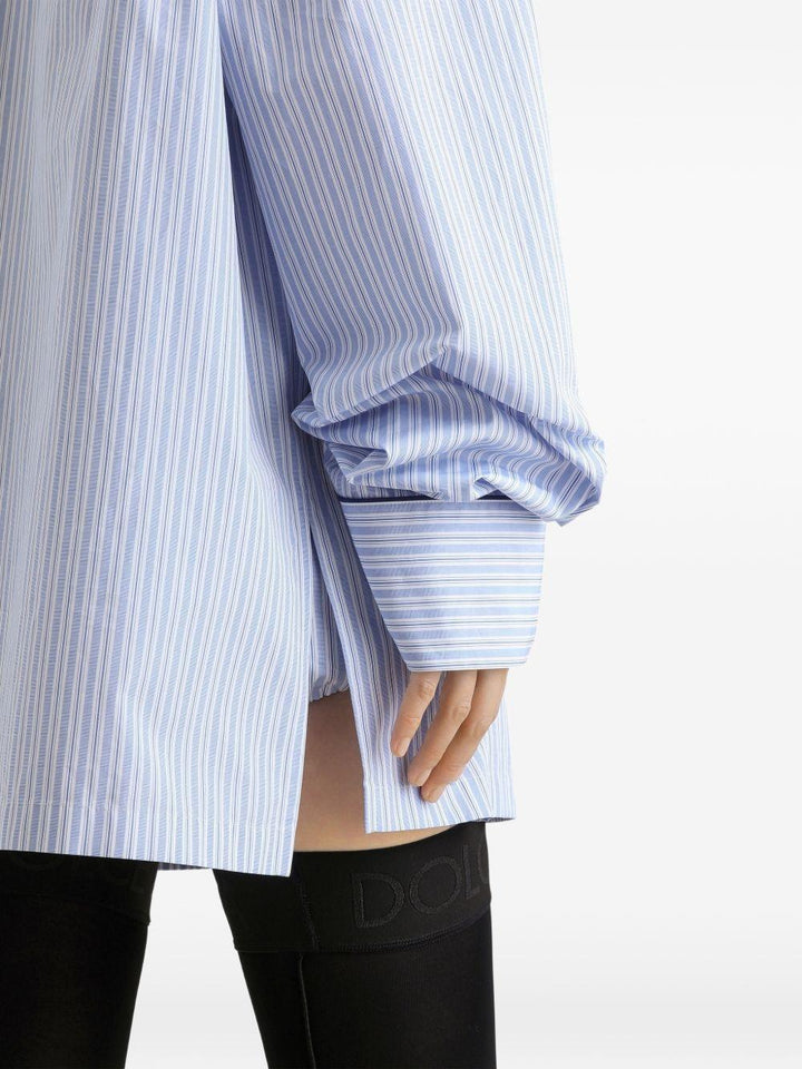 Camicia a righe con tasca 
