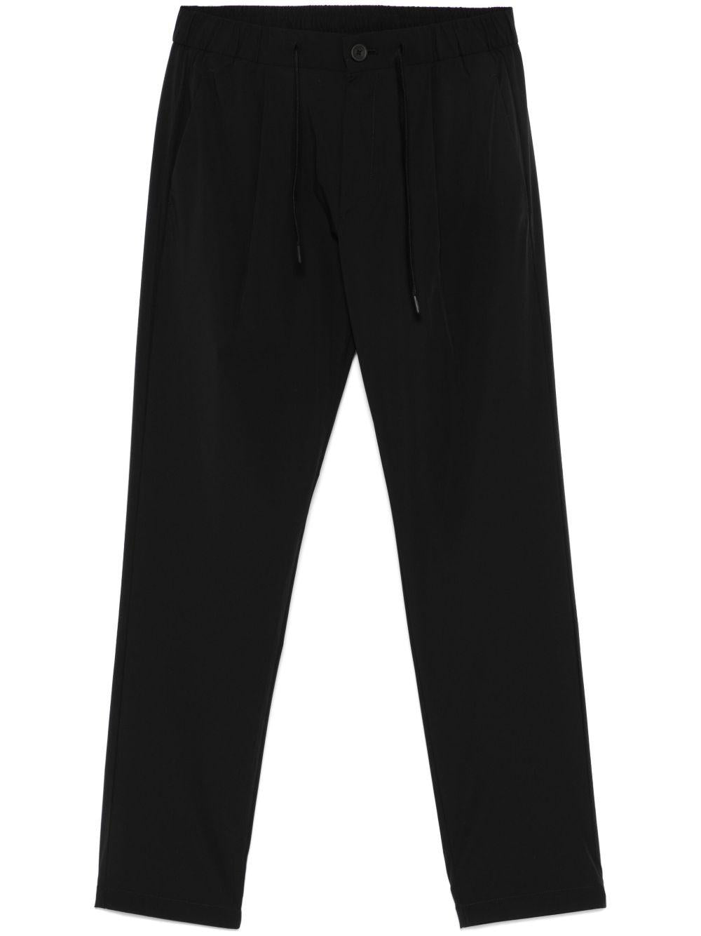 Pantaloni affusolati nero 