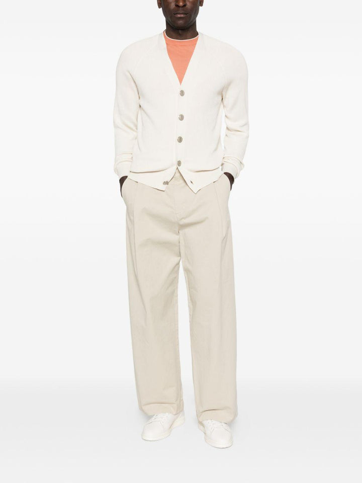 Cardigan beige con scollo a V 