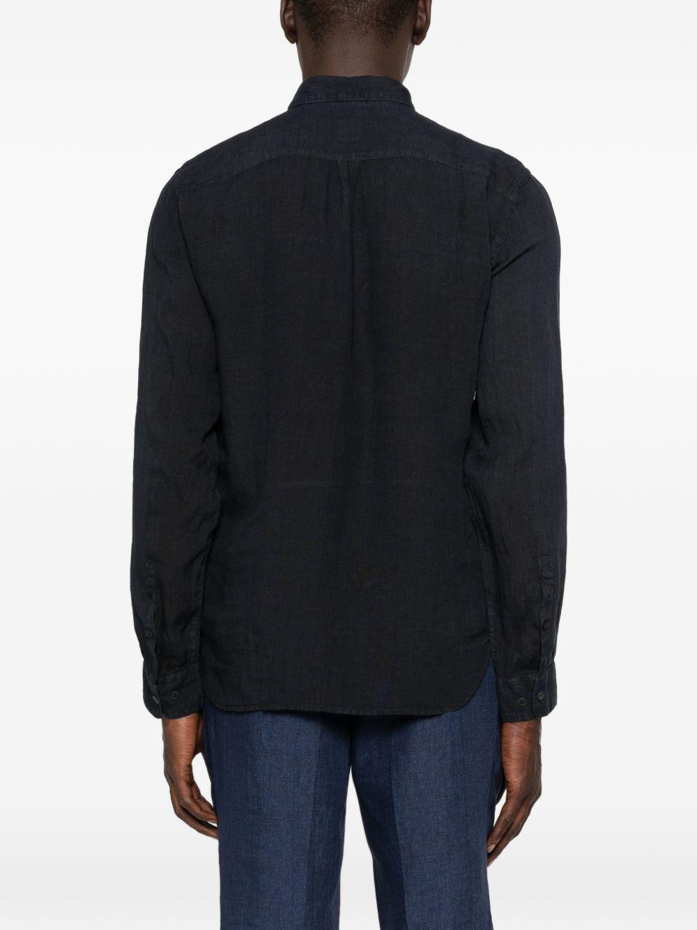 Camicia blu marine con taschino e cuciture a contrasto 