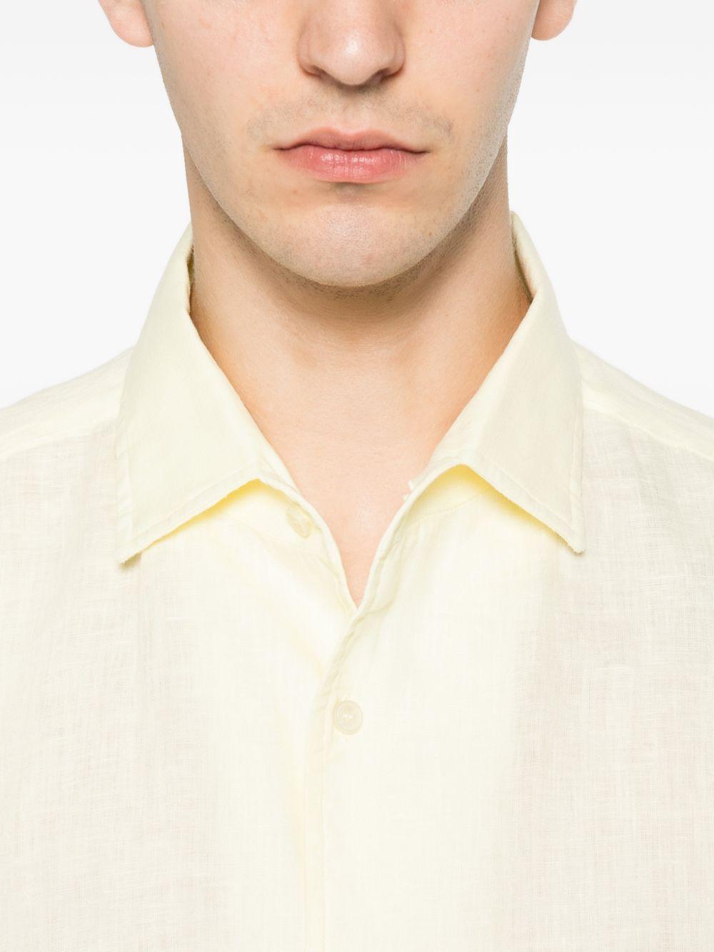 Camicia gialla in lino con bottoni 