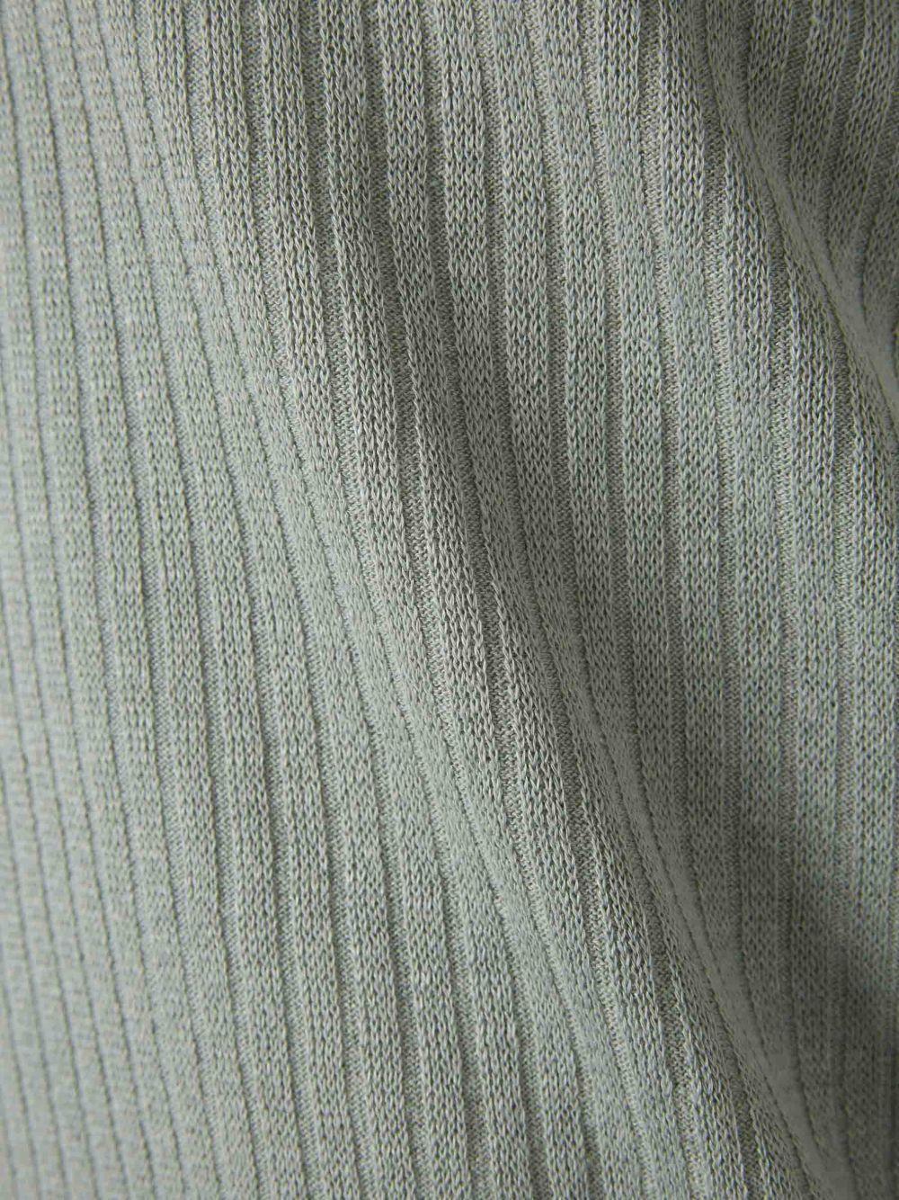 Girocollo in cotone verde polvere 