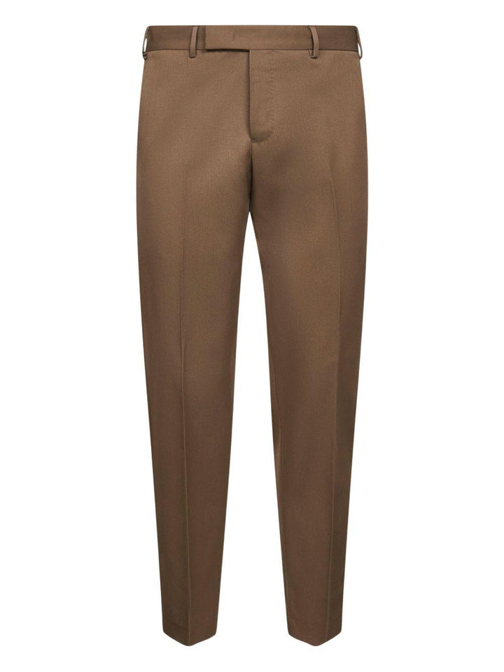 Khaki trousers with crease