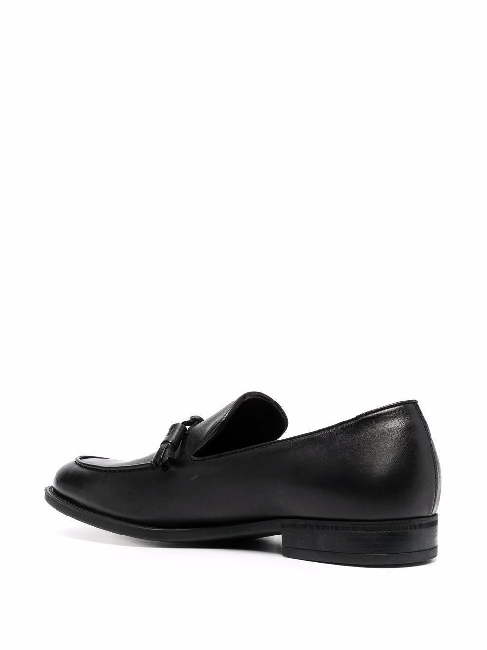 Mocassino nero in pelle 