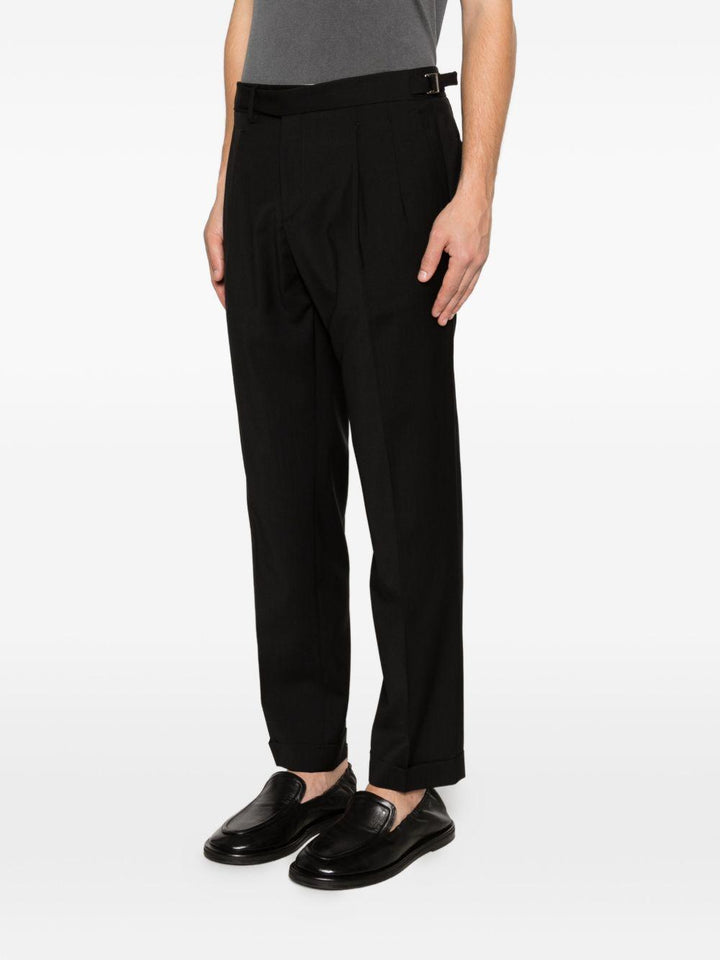 Pantaloni sartoriali neri con pieghe 