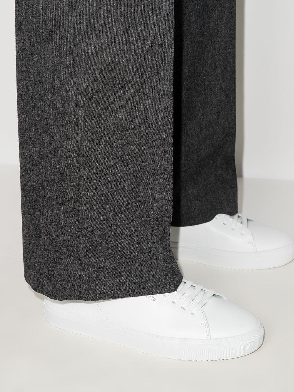 Sneakers con lacci bianche 