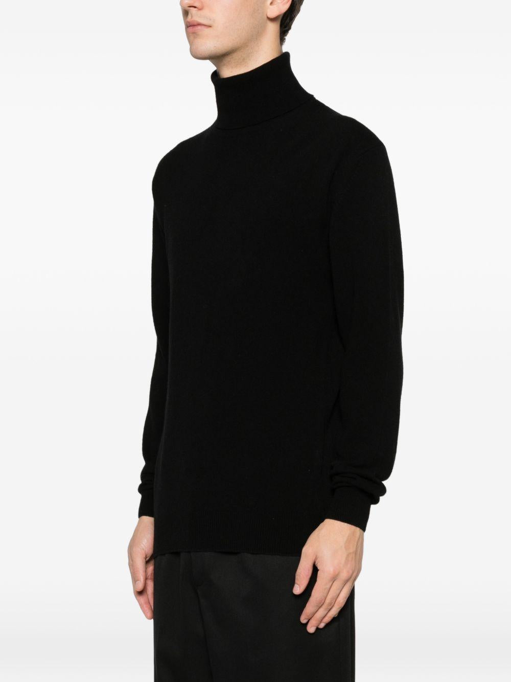 Maglione a collo alto nero 