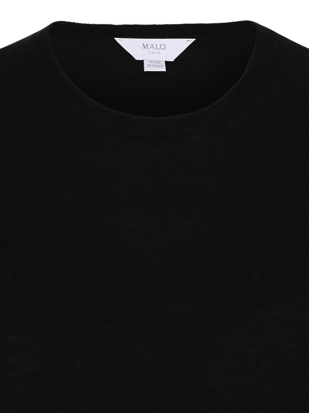 T-shirt nera girocollo 