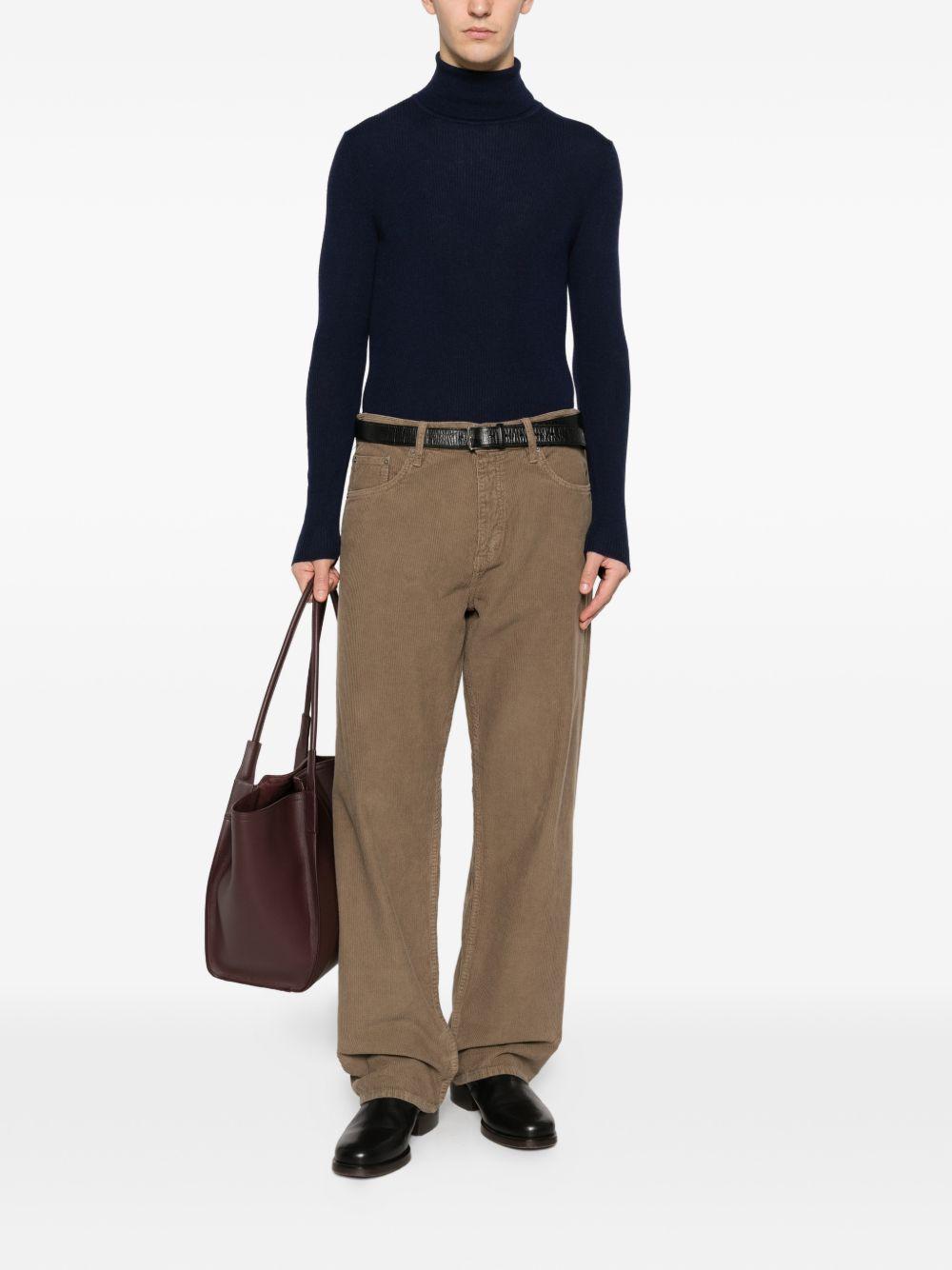 Maglione a collo alto blu 