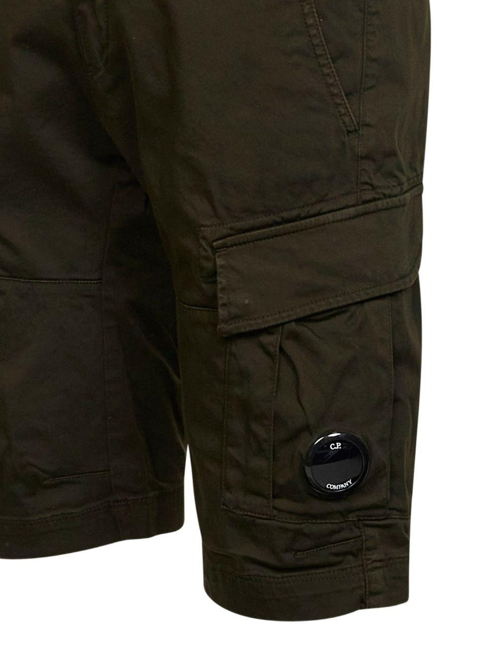 Shorts gargo verdi 