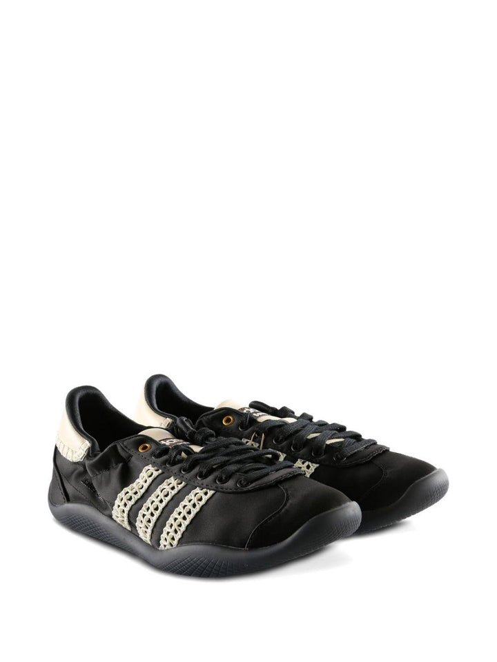 Sneakers Karintha nere 