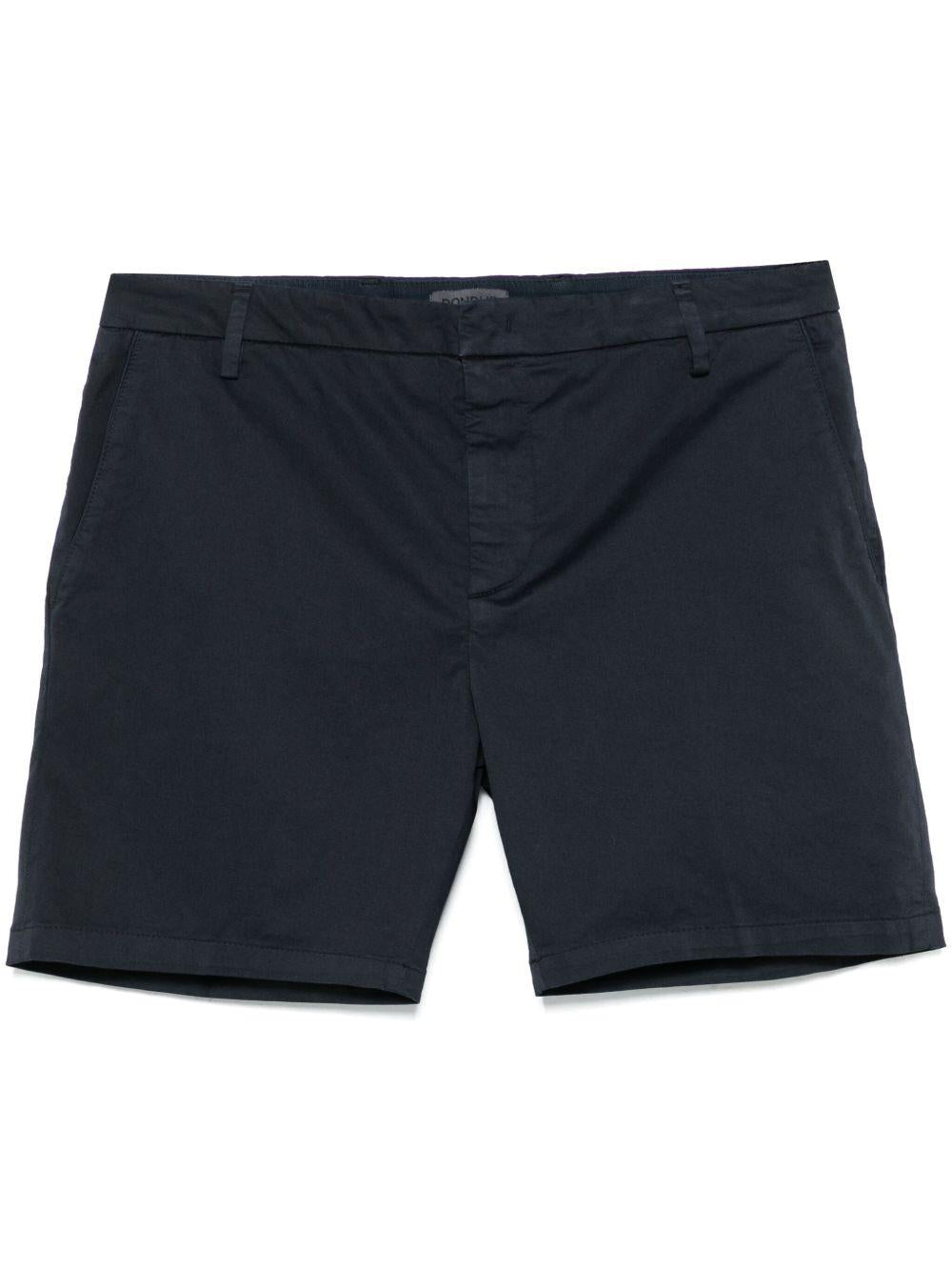 Chino Manheim corti universo 
