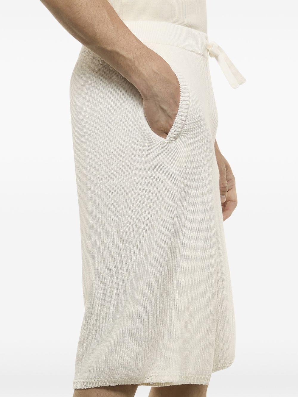 Shorts bianchi in maglia con coulisse 
