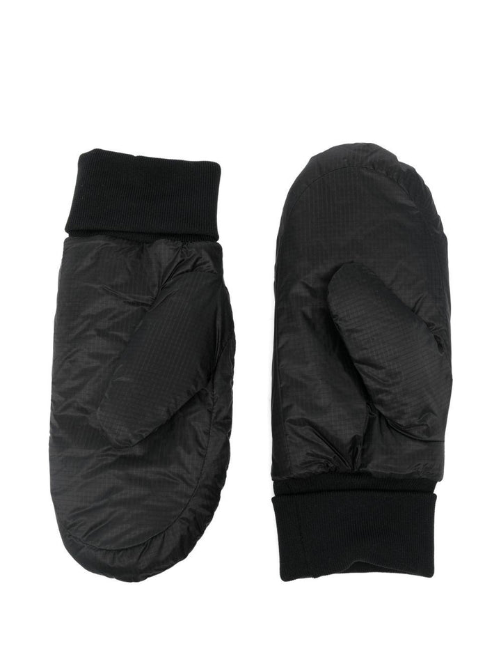 Padded mittens with black logo