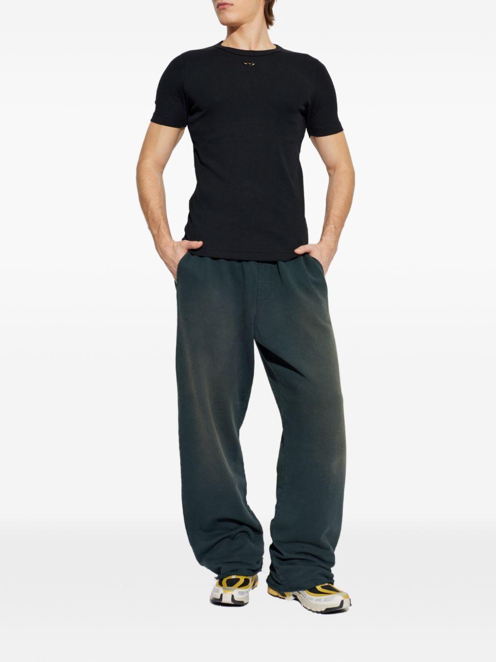 T-shirt a coste con logo nero 