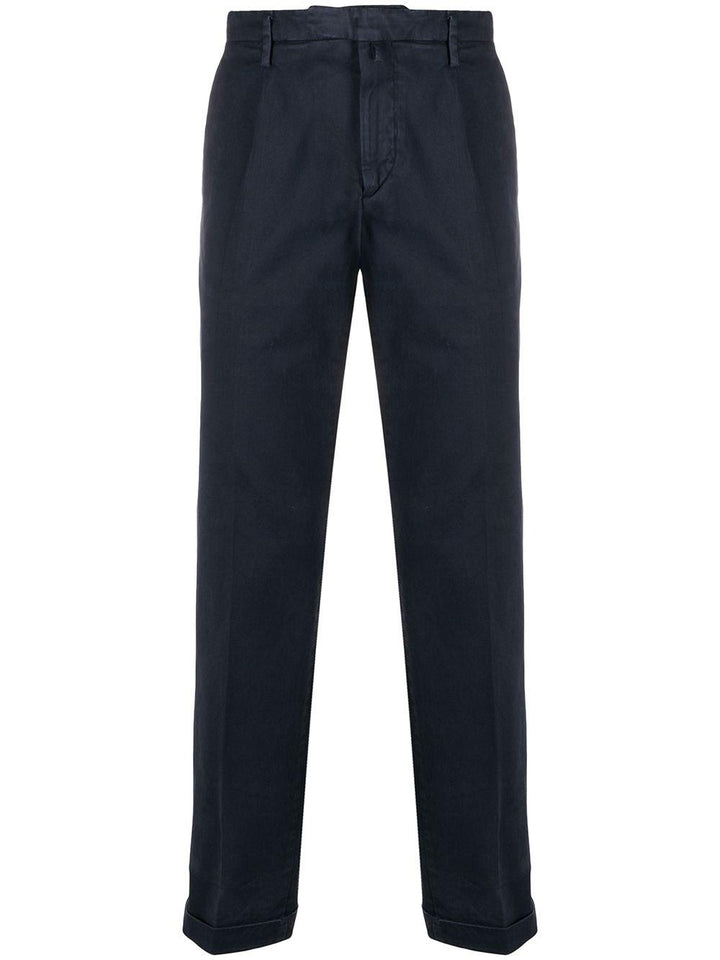 Pantaloni dritti con pieghe invertite 