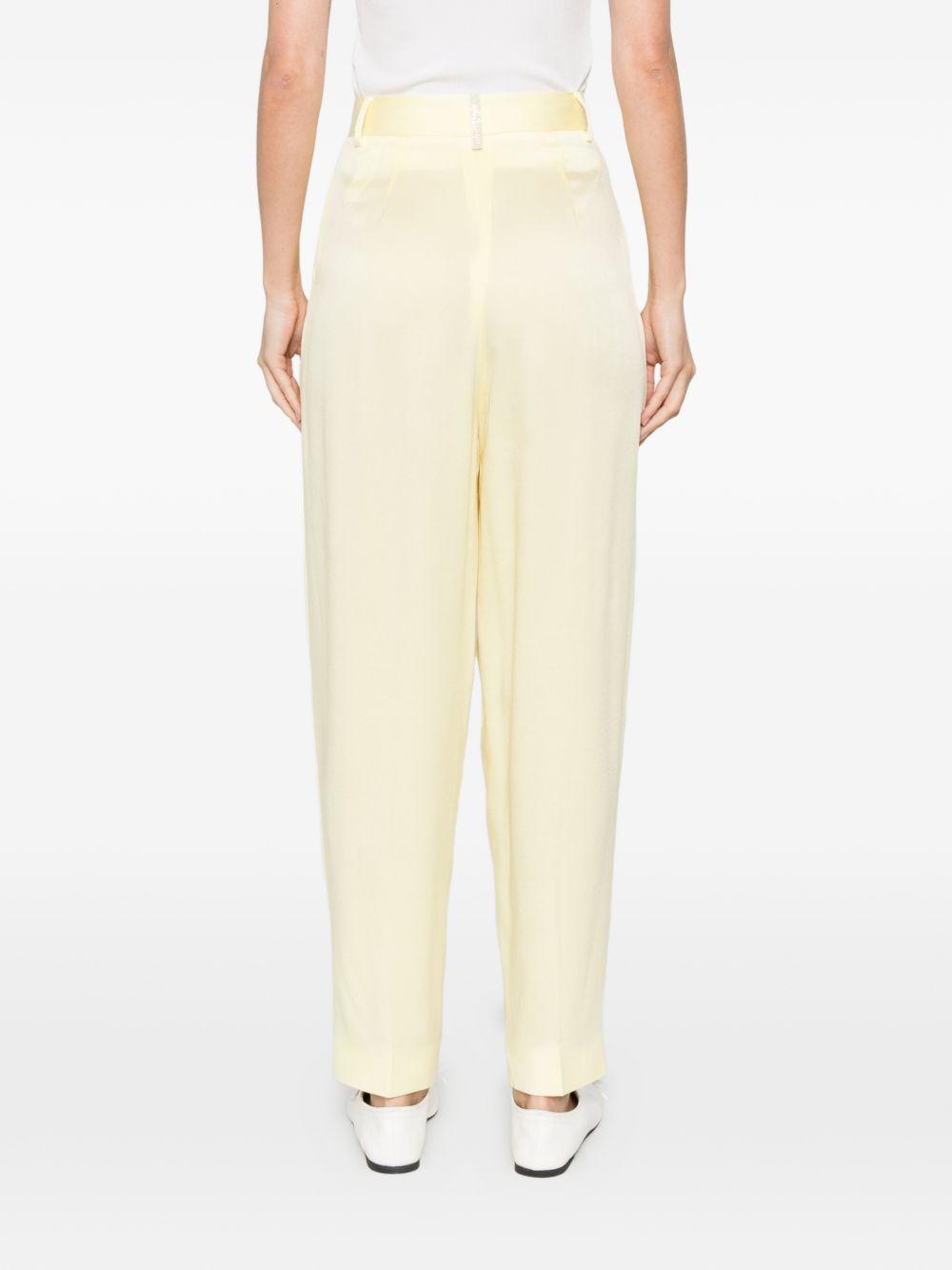 Pantaloni ampi 