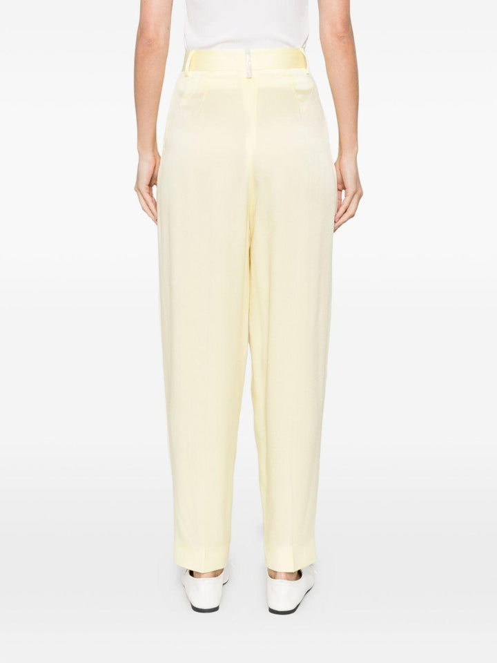 Pantaloni ampi 