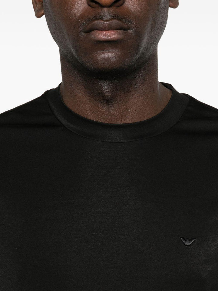 T-shirt nera con dettaglio logo 