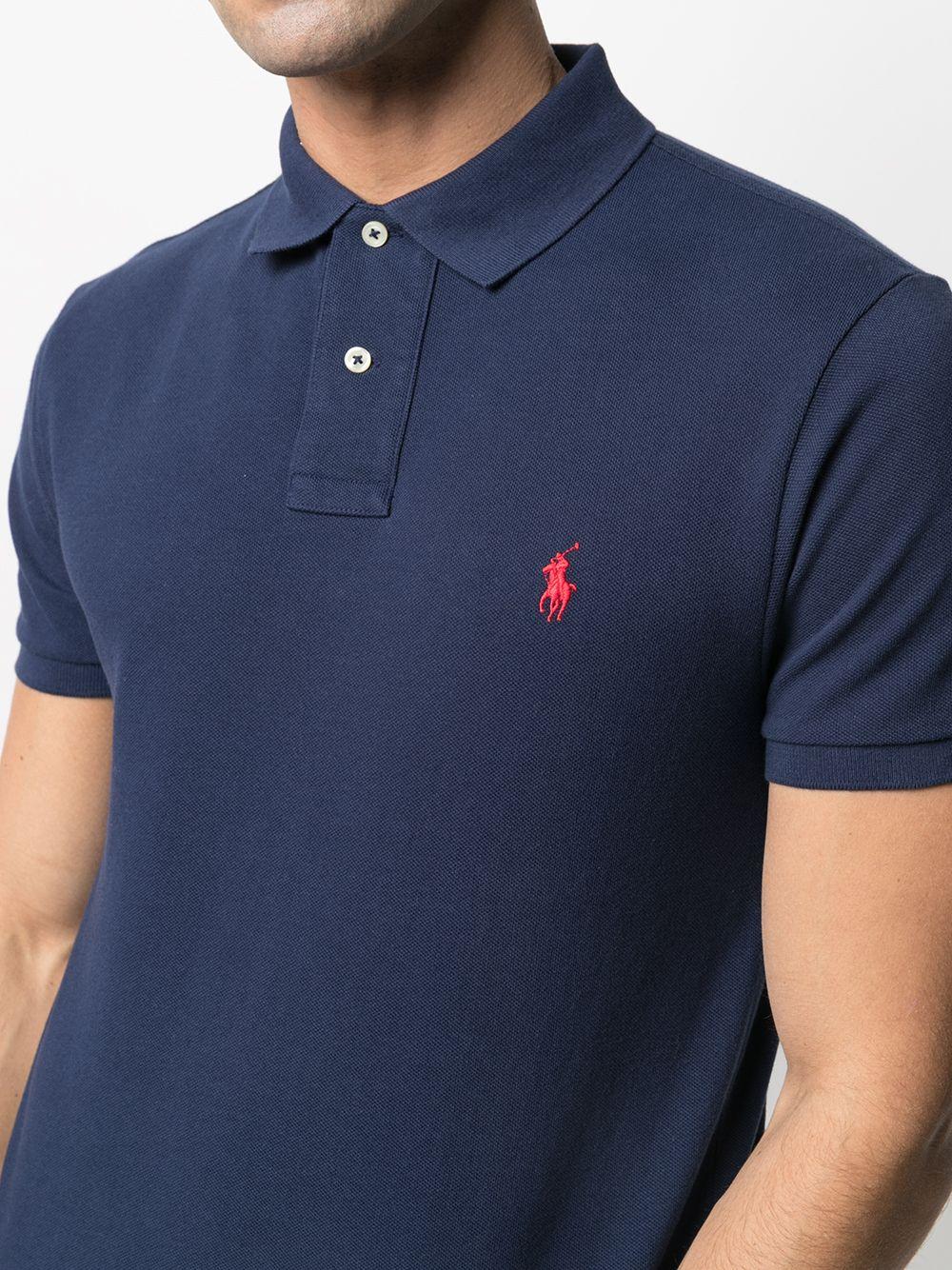 Polo blu con ricamo 