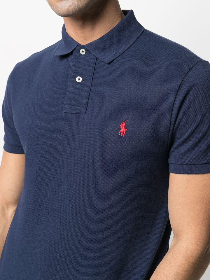 Polo blu con ricamo 